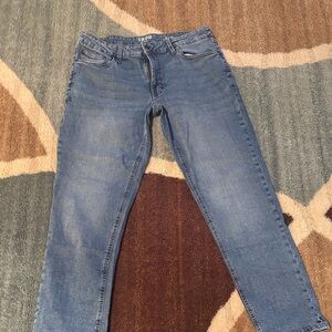 Izod Men’s Classic Blue Straight Leg Jeans